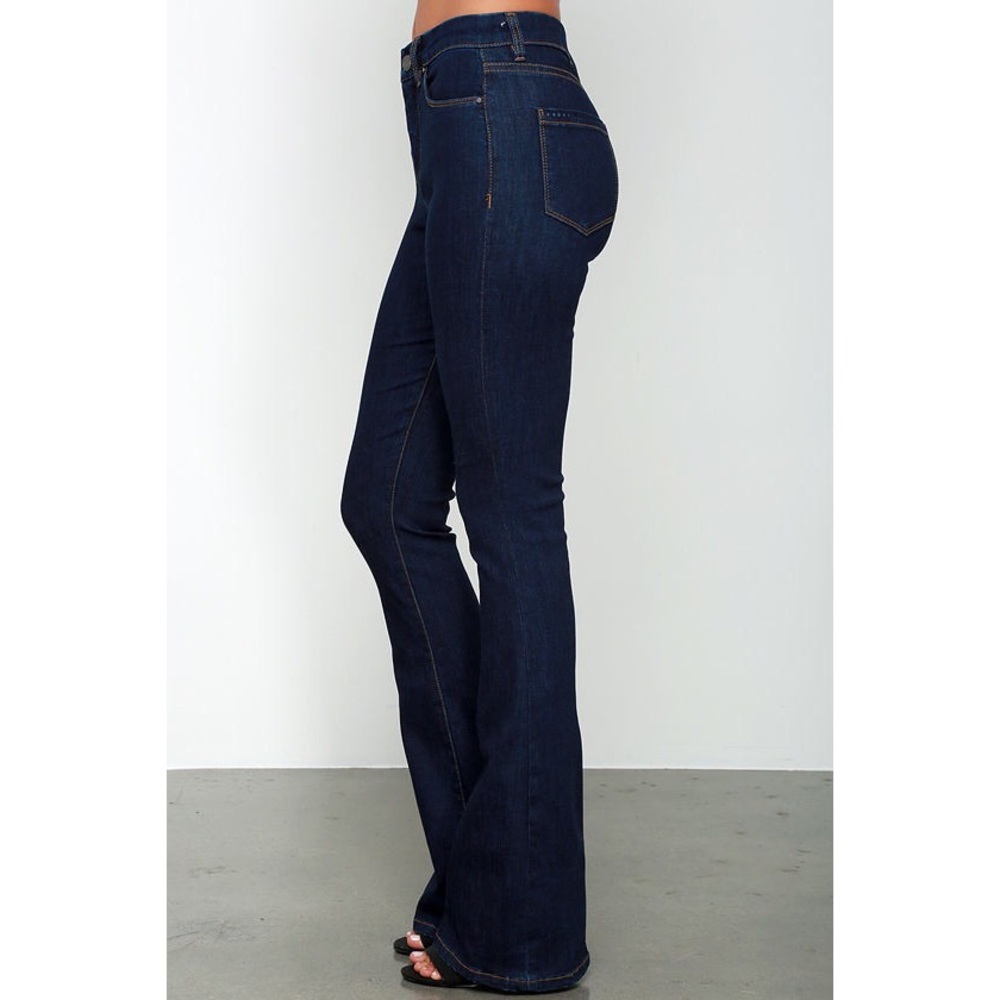 BlankNYC Lies and Alibis High Rise Flare Jeans NWOT - Picture 4 of 8